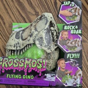Flying Dino Interactive Skull Toy – Green